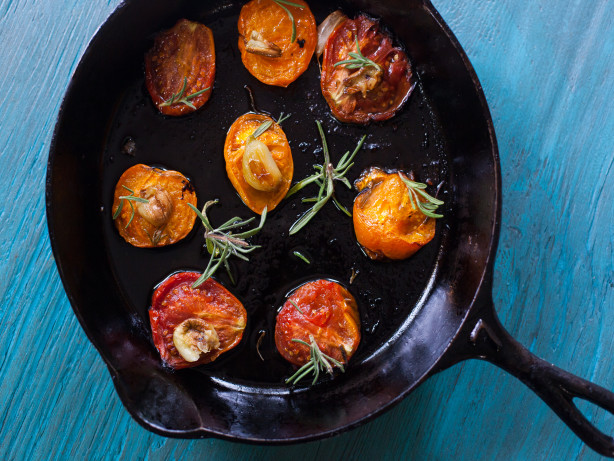 Garlicky Tapas Tomatoes