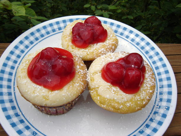 Cherry Cheesecake Cupcakes