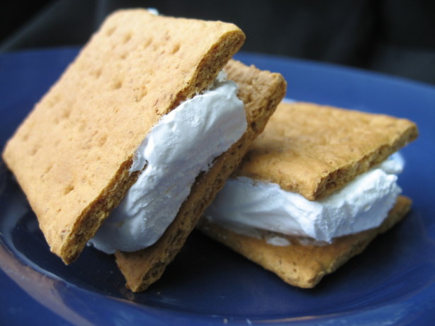 Low-Calorie "Ice Cream" Sandwiches
