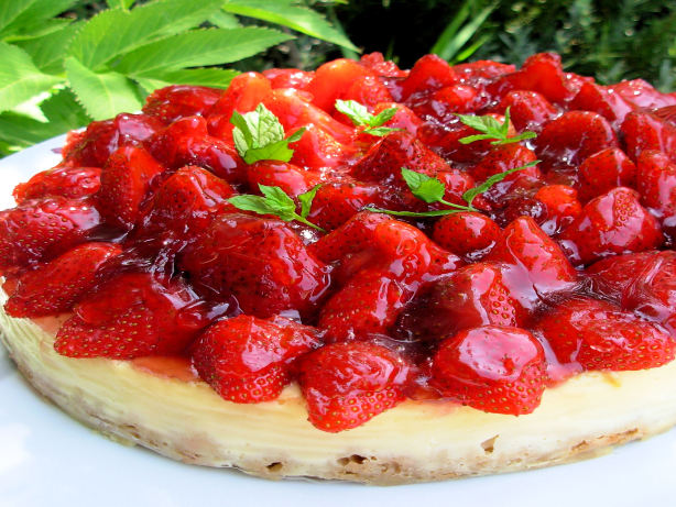 Strawberry Glazed Cheesecake Recipe - Food.com