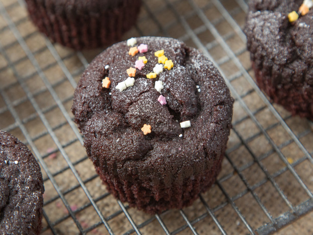 Moist Chocolate Cupcakes