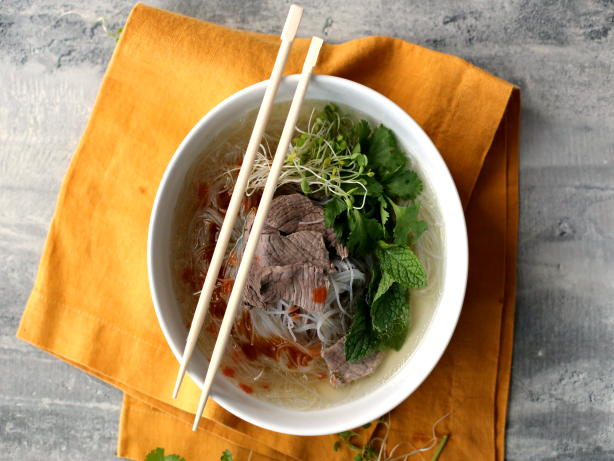 Vietnamese Beef & Noodle Soup (Pho)