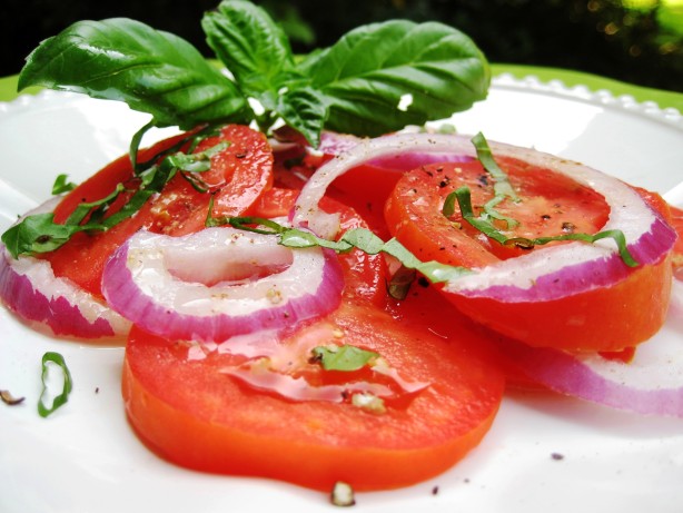 2-Point Tomato, Red Onion & Basil Salad