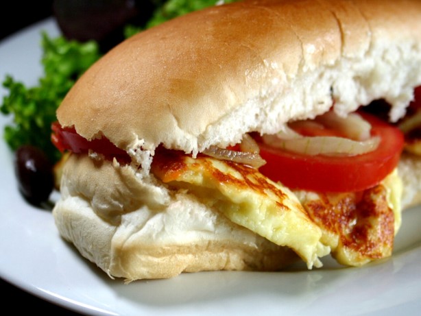 Cyprus: Halloumi Sandwich