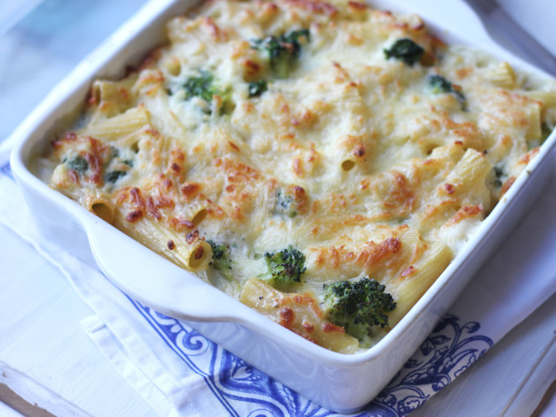 Cheesy Broccoli Rigatoni