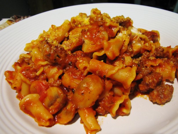 Pasta with Sausage, Tomatoes & Mushrooms