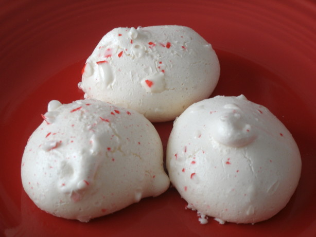 Super-Easy Peppermint Kisses