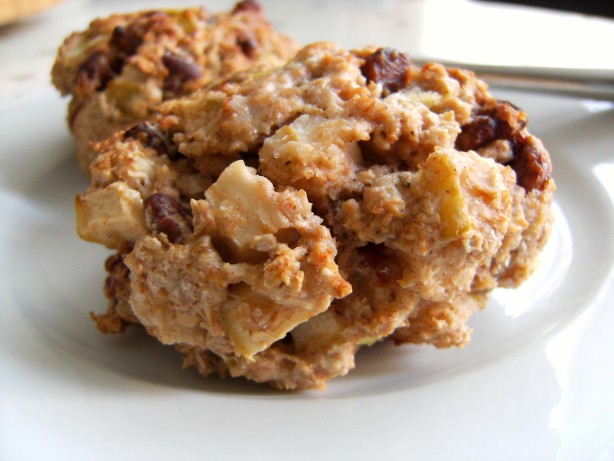 Easy Apple-Cinnamon-Walnut Scones