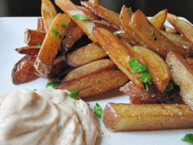 Gluten-Free Fries with Smoked Aioli