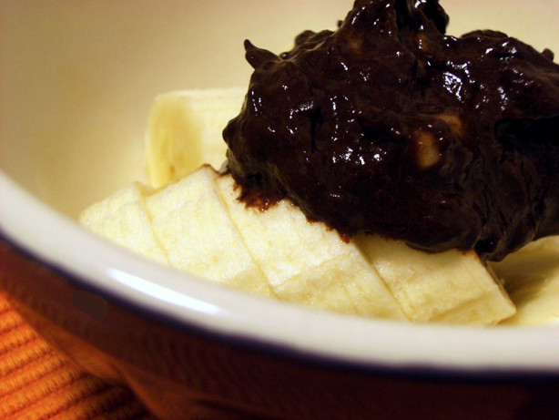 Bananas With Carob Sauce