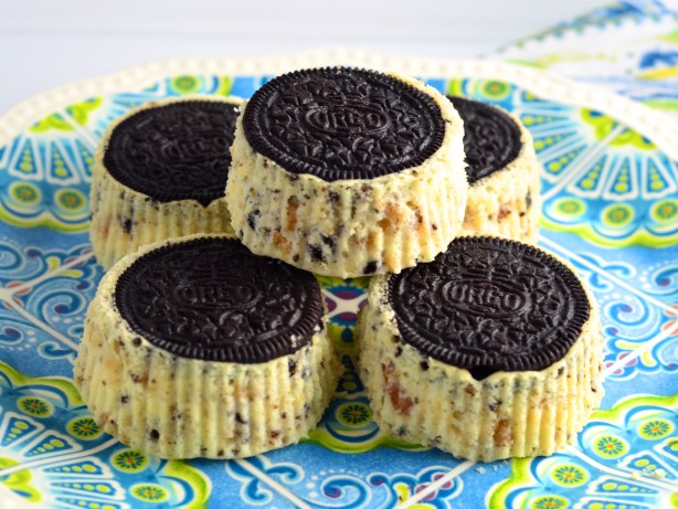 Cookies 'n' Cream Cheesecake Cupcakes