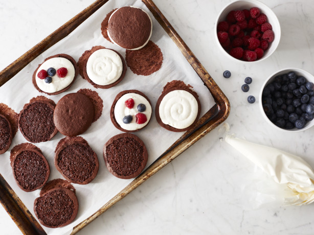 Red Velvet Whoopie Pies