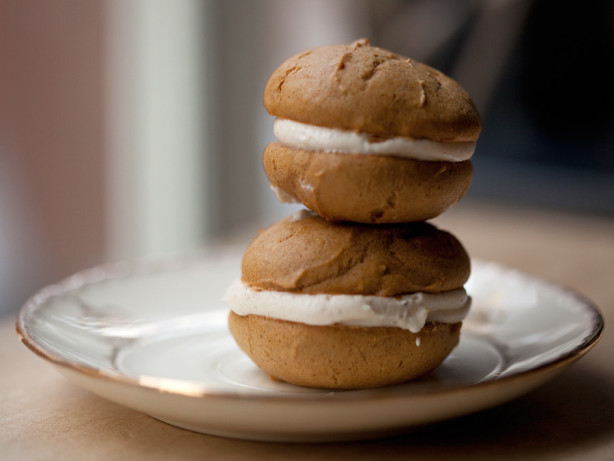 Pumpkin Spice Whoopie Pies