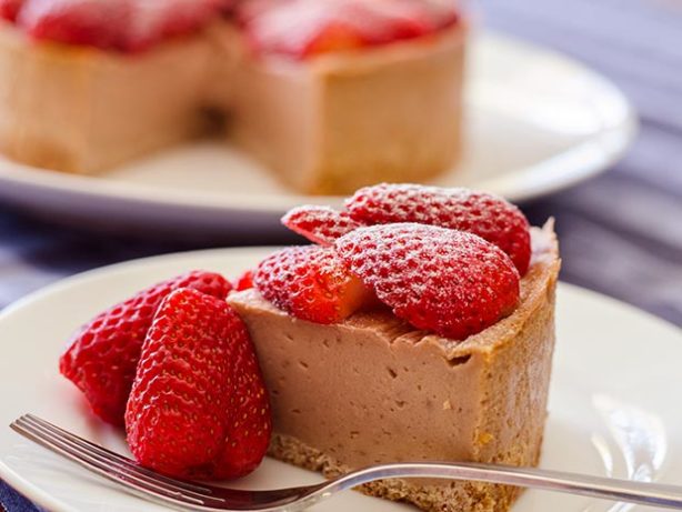 Vegan Strawberry Cheesecake
