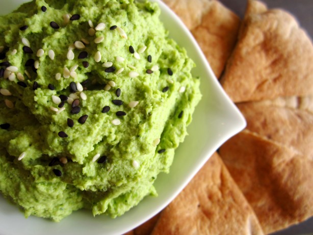 Edamame Hummus & Pita Crisps
