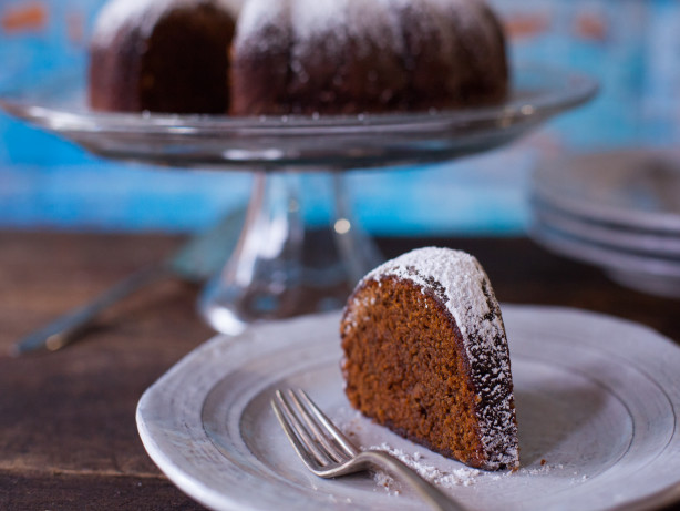 The Best Gingerbread Cake