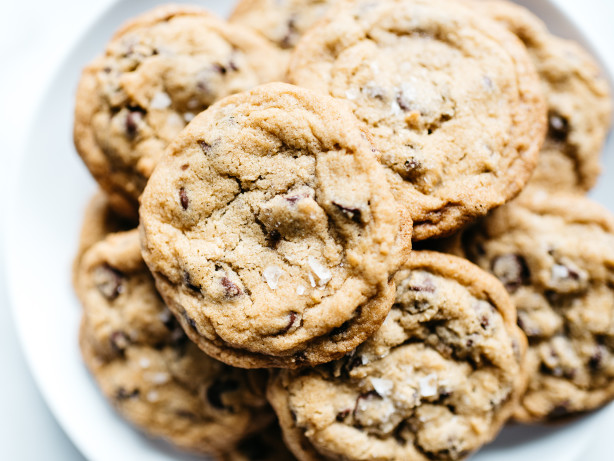 Mrs. Fields' Chocolate Chip Cookies