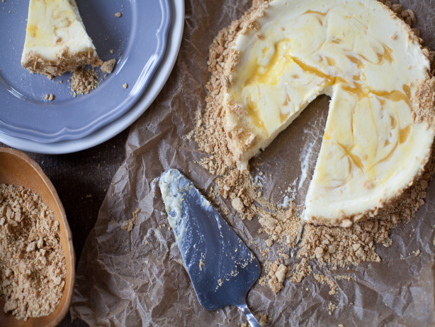 Easy Lemon Marble Cheesecake