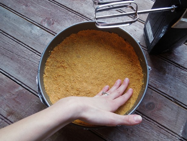 How to Make Cheesecake