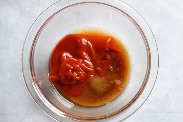 How to Make Meatloaf -- Make Glaze