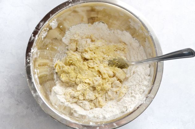 How to Make Homemade Pasta -- Wet Ingredients