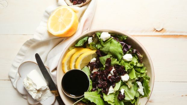Quick and Delicious Goat Cheese Salad
